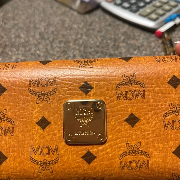 MCM glasses case with cloth - Picture 2 of 3